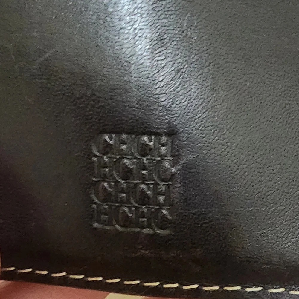 Carolina Herrera Black Embossed Wallet‎
